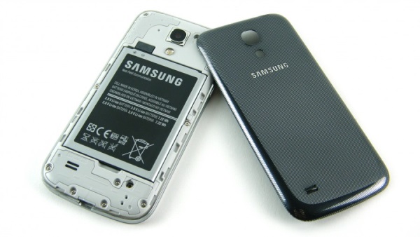 Samsung_Galaxy_S4_mini_08