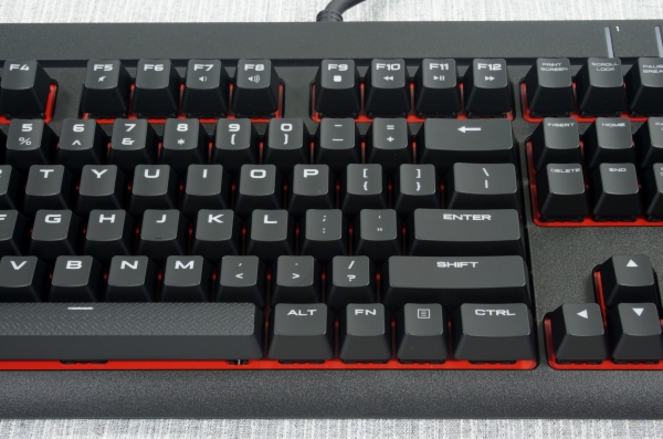 Corsair Strafe Gaming Keyboard 07