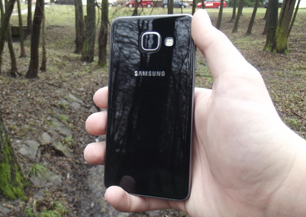 Samsung Galaxy A3 2016 06