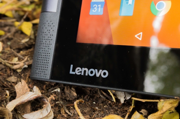 Lenovo Yoga Tablet 3 8 02